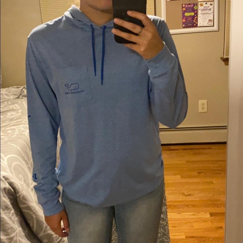Vineyard Vines Hooded Shirt